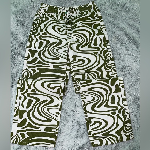 High Waisted Marble Print Wide Leg Jeans - Picture 3 of 3